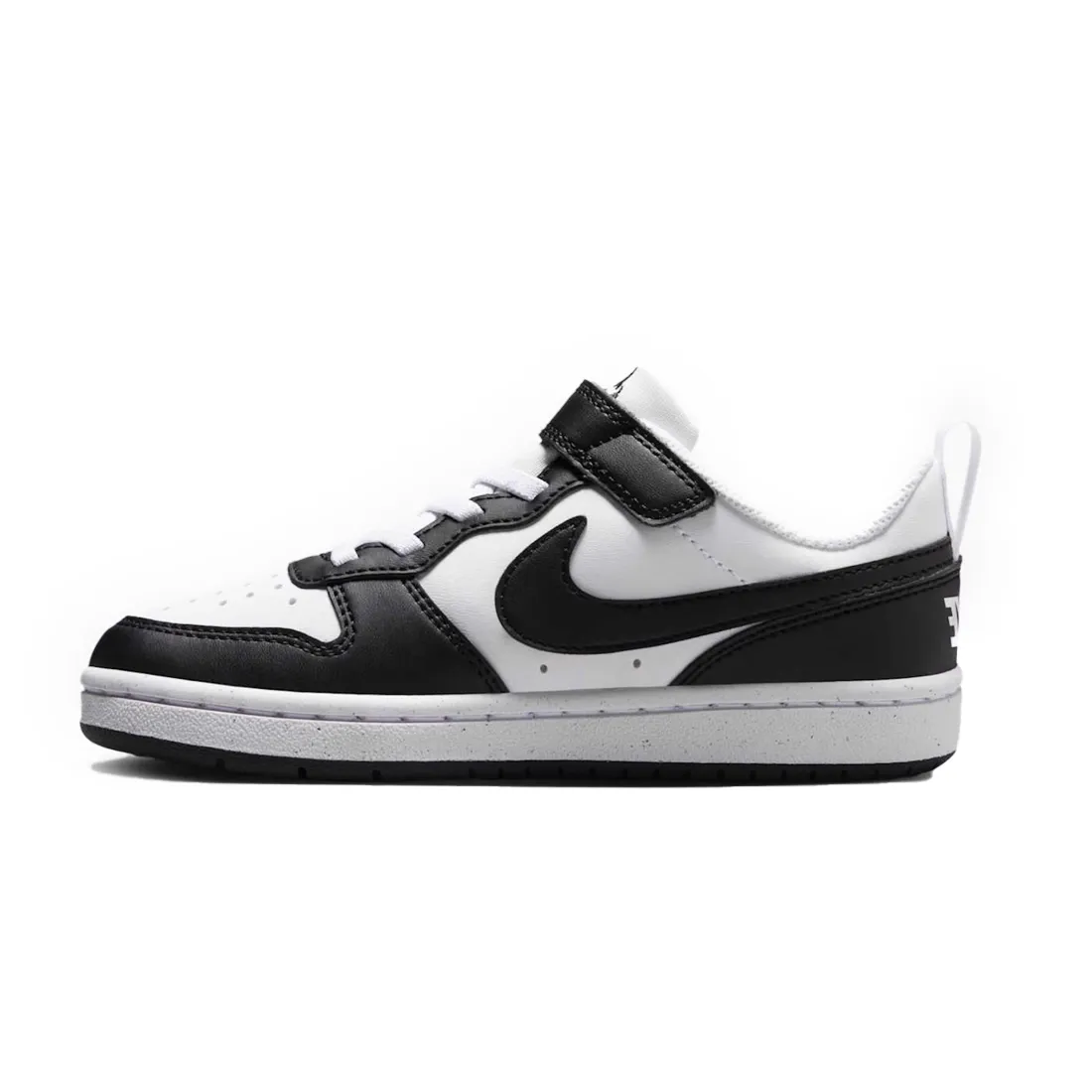 Tênis Nike Court Borough Low Recraft Infantil branco com detalhes pretos, vista frontal